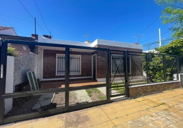 Casa 2 ambientes en Ramos Mejia a 2 cuadras de Av. de Mayo